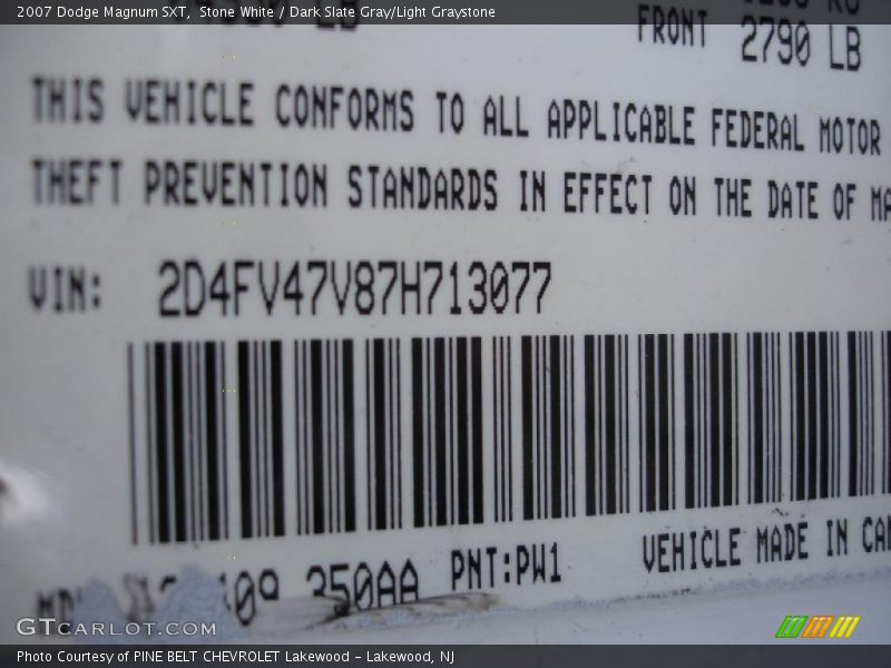 Stone White / Dark Slate Gray/Light Graystone 2007 Dodge Magnum SXT