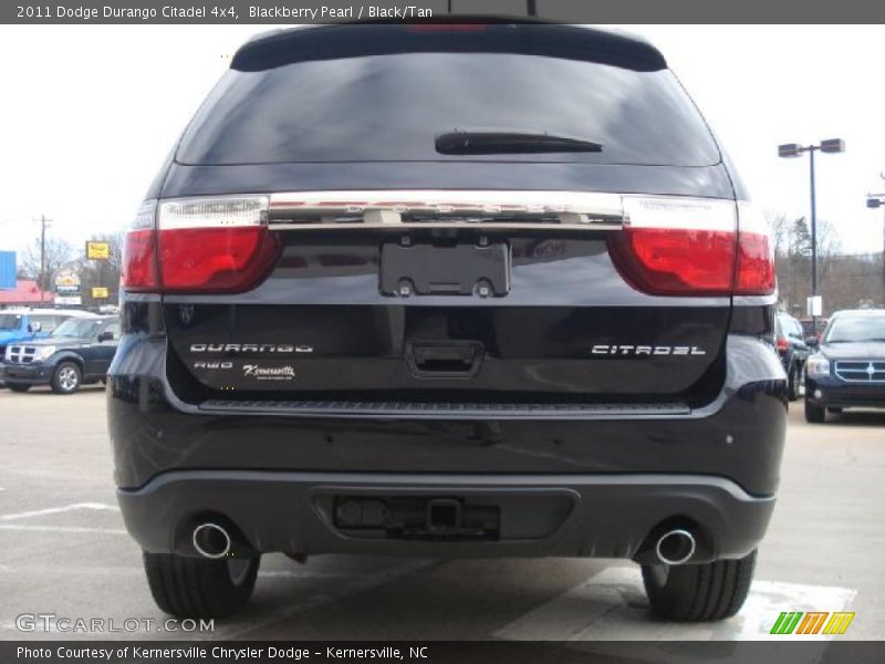 Blackberry Pearl / Black/Tan 2011 Dodge Durango Citadel 4x4