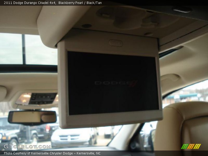 Blackberry Pearl / Black/Tan 2011 Dodge Durango Citadel 4x4