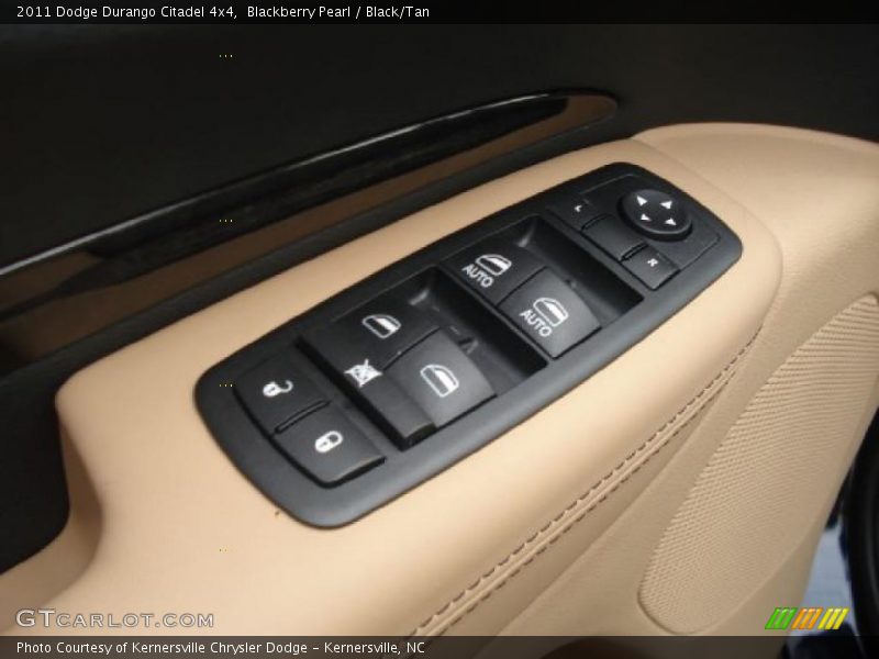 Blackberry Pearl / Black/Tan 2011 Dodge Durango Citadel 4x4