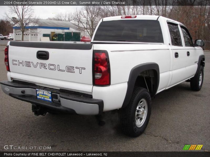Summit White / Dark Charcoal 2004 Chevrolet Silverado 2500HD LS Crew Cab