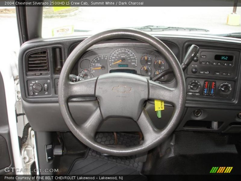 Summit White / Dark Charcoal 2004 Chevrolet Silverado 2500HD LS Crew Cab