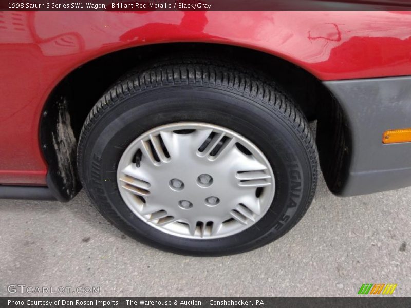 Brilliant Red Metallic / Black/Gray 1998 Saturn S Series SW1 Wagon