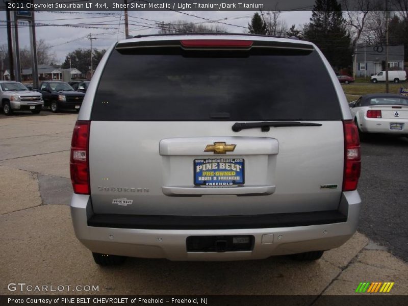 Sheer Silver Metallic / Light Titanium/Dark Titanium 2011 Chevrolet Suburban LT 4x4