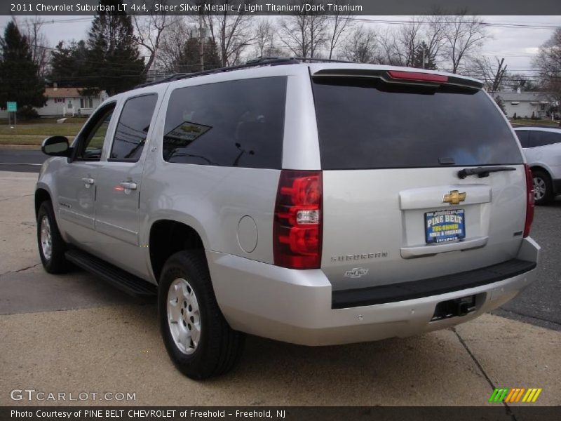 Sheer Silver Metallic / Light Titanium/Dark Titanium 2011 Chevrolet Suburban LT 4x4