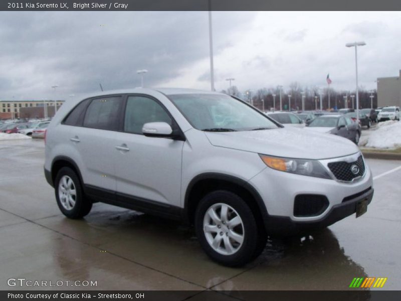 Bright Silver / Gray 2011 Kia Sorento LX