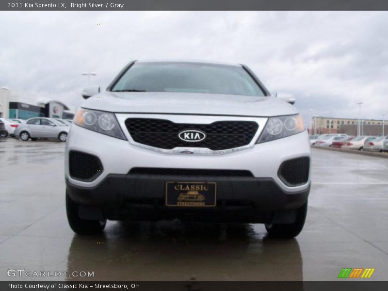 Bright Silver / Gray 2011 Kia Sorento LX