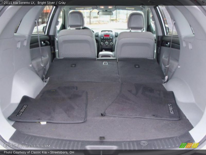Bright Silver / Gray 2011 Kia Sorento LX