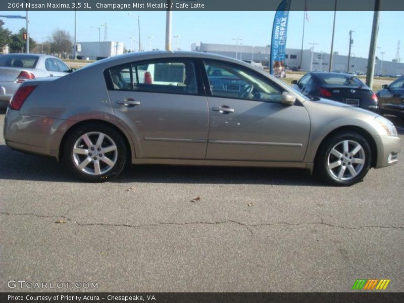 Champagne Mist Metallic / Cafe Latte 2004 Nissan Maxima 3.5 SL