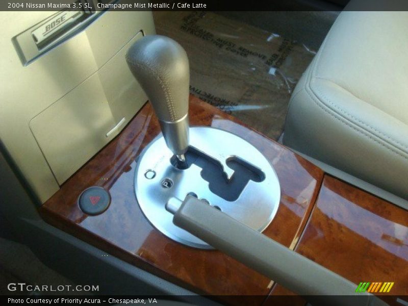 Champagne Mist Metallic / Cafe Latte 2004 Nissan Maxima 3.5 SL