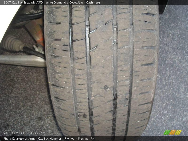 White Diamond / Cocoa/Light Cashmere 2007 Cadillac Escalade AWD
