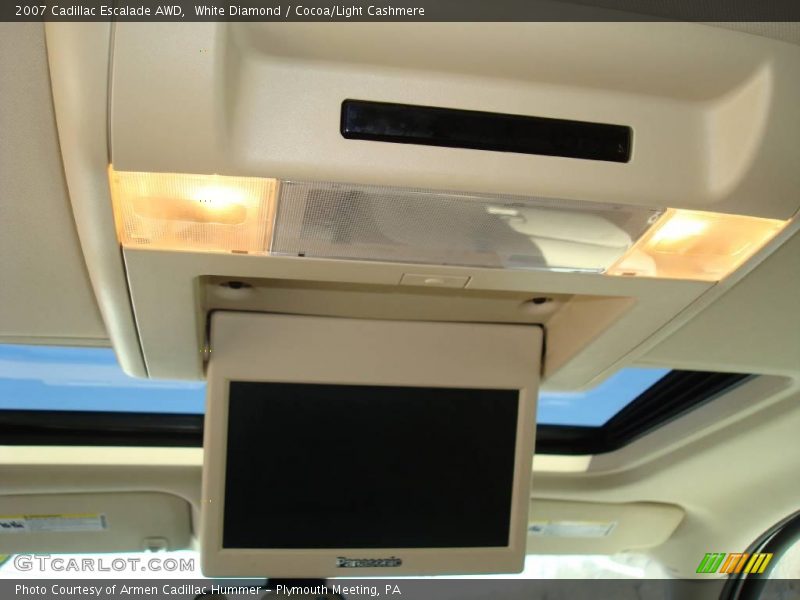 White Diamond / Cocoa/Light Cashmere 2007 Cadillac Escalade AWD
