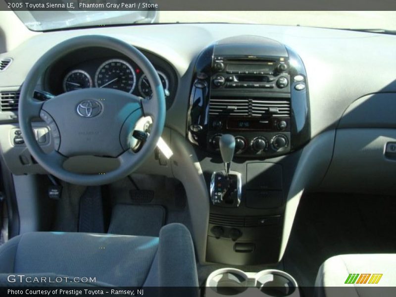 Phantom Gray Pearl / Stone 2005 Toyota Sienna LE