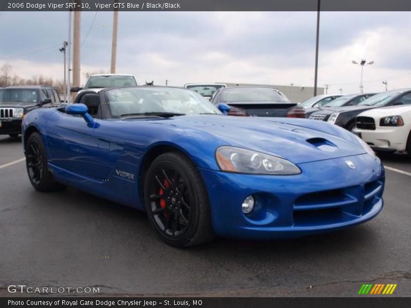 Front 3/4 View of 2006 Viper SRT-10