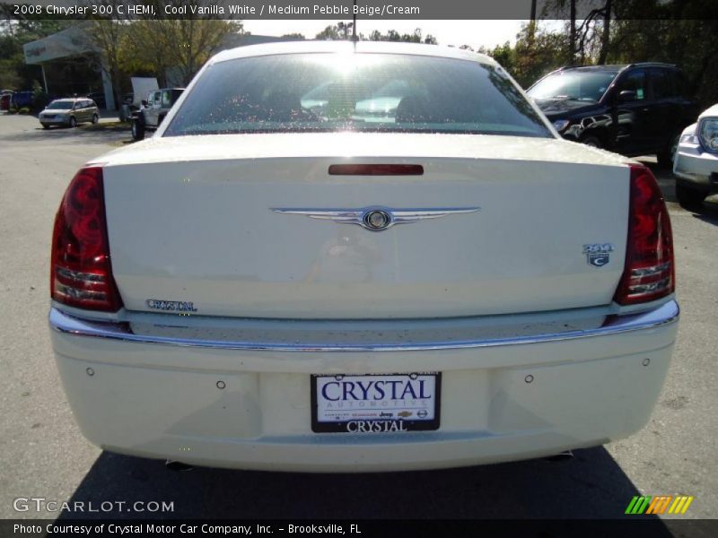 Cool Vanilla White / Medium Pebble Beige/Cream 2008 Chrysler 300 C HEMI