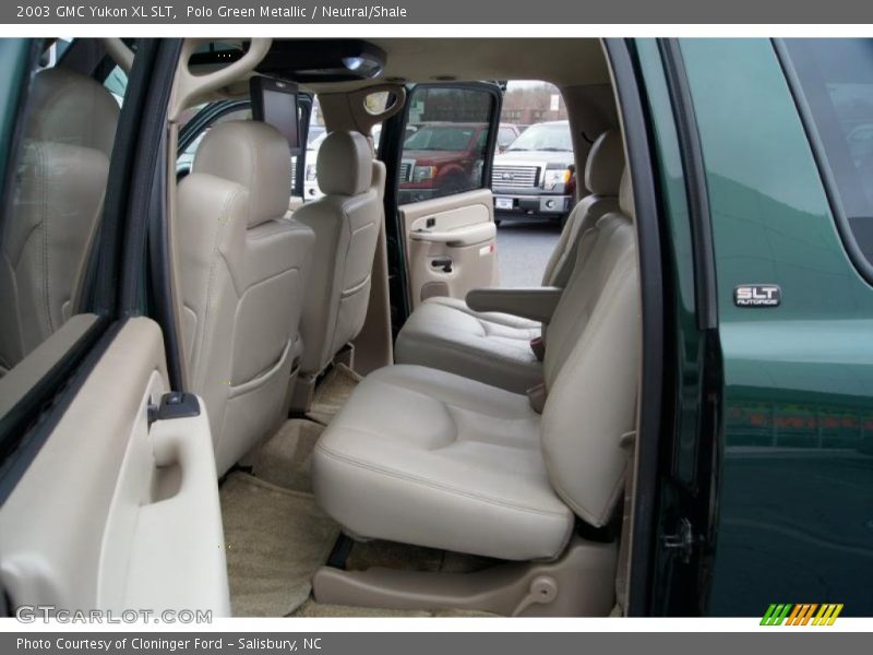  2003 Yukon XL SLT Neutral/Shale Interior