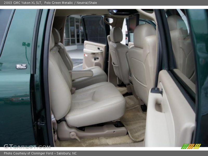  2003 Yukon XL SLT Neutral/Shale Interior