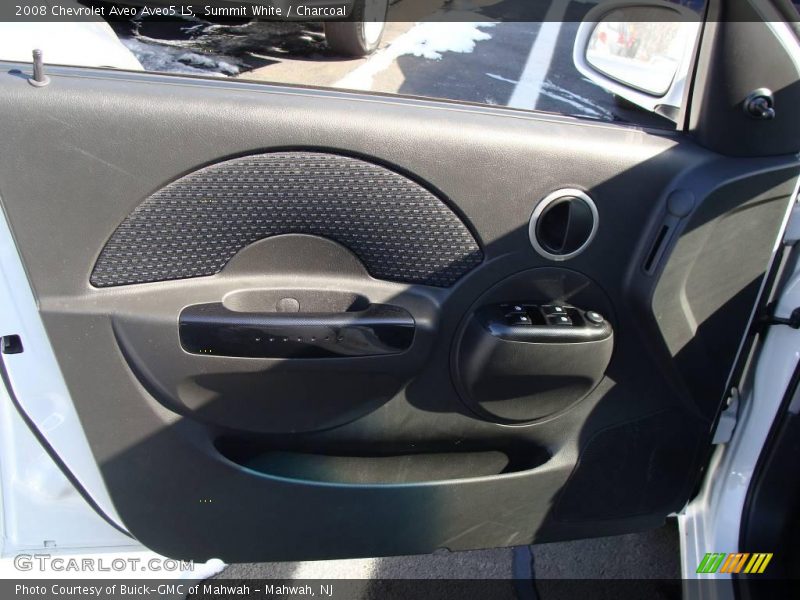 Summit White / Charcoal 2008 Chevrolet Aveo Aveo5 LS