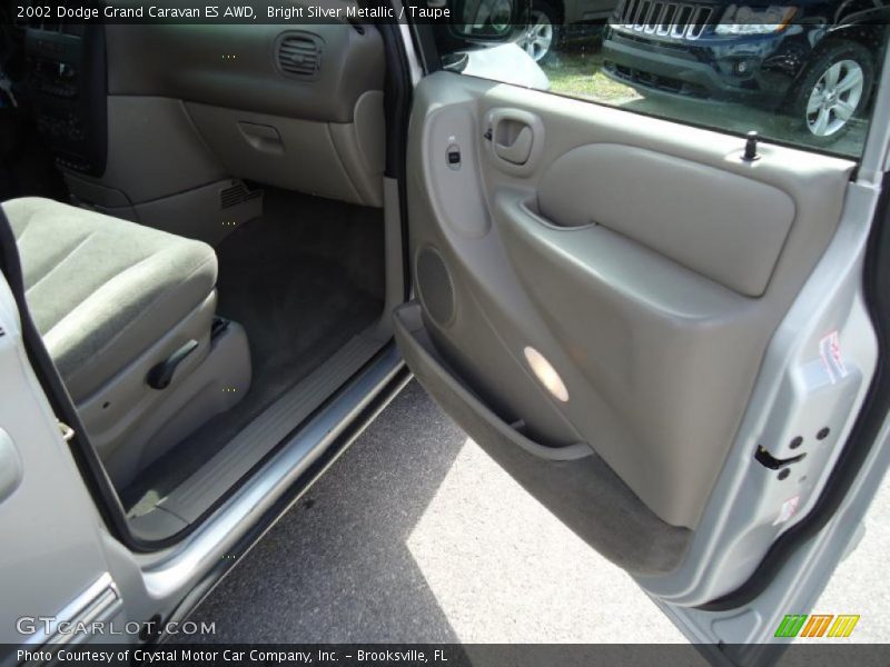 Bright Silver Metallic / Taupe 2002 Dodge Grand Caravan ES AWD