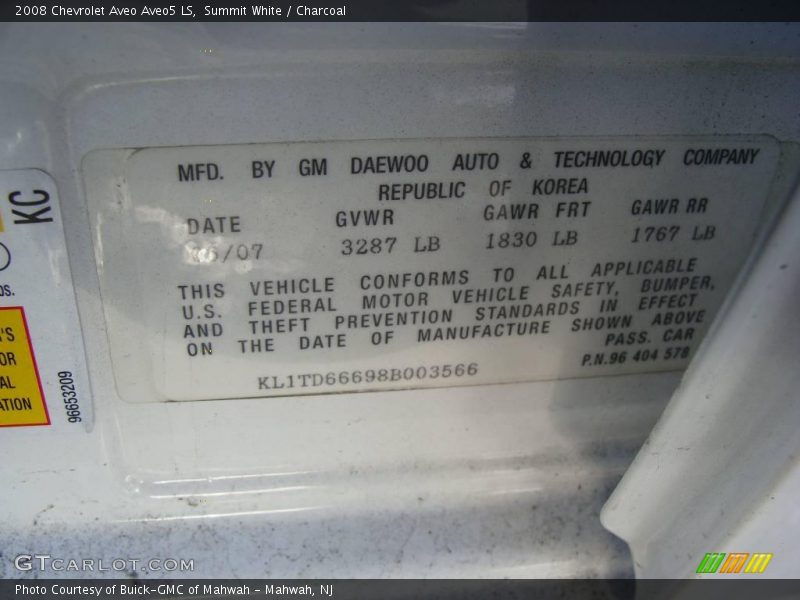 Summit White / Charcoal 2008 Chevrolet Aveo Aveo5 LS