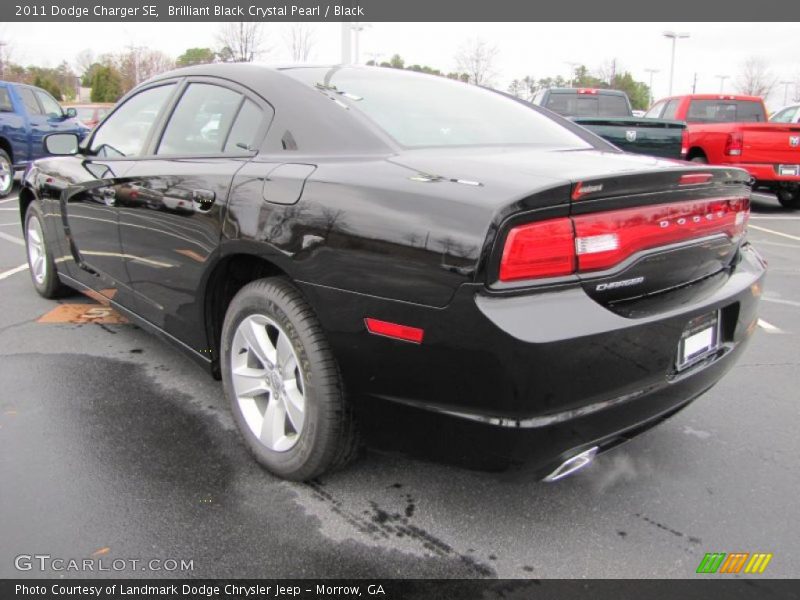 Brilliant Black Crystal Pearl / Black 2011 Dodge Charger SE