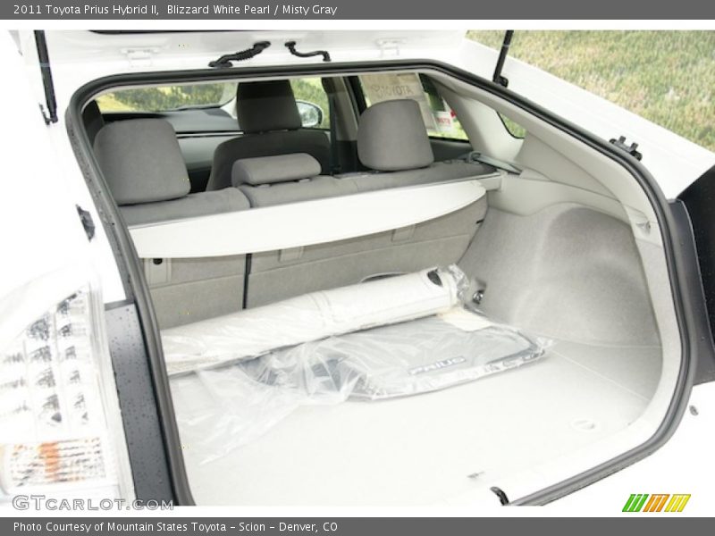 2011 Prius Hybrid II Trunk