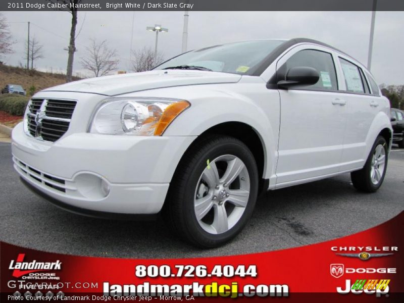 Bright White / Dark Slate Gray 2011 Dodge Caliber Mainstreet