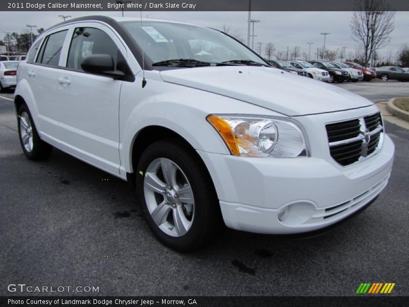 Bright White / Dark Slate Gray 2011 Dodge Caliber Mainstreet