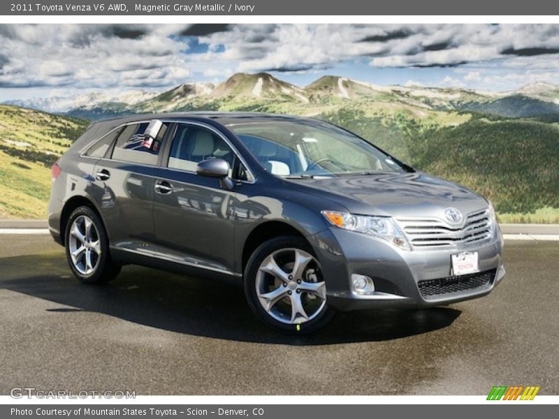 Front 3/4 View of 2011 Venza V6 AWD