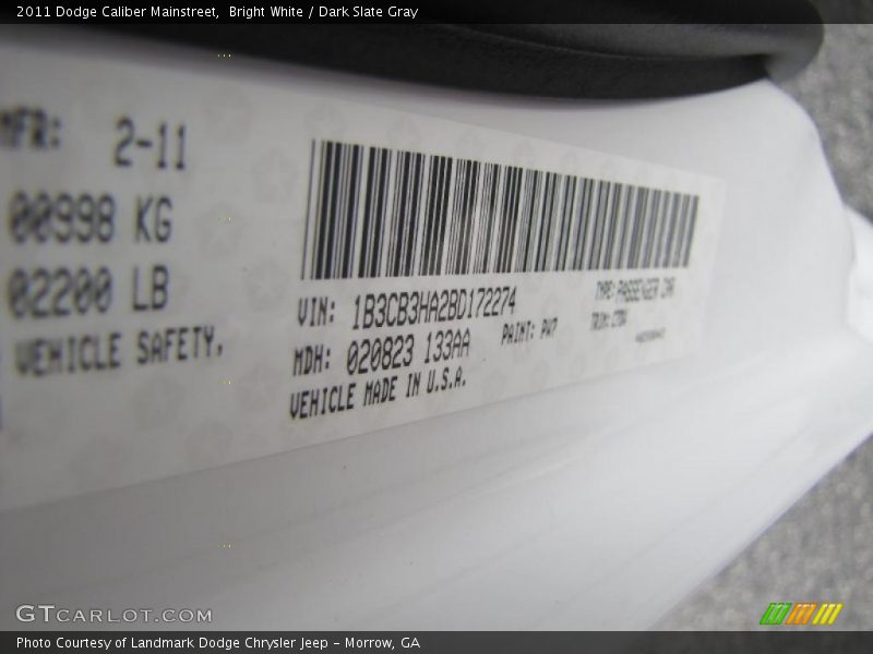 Bright White / Dark Slate Gray 2011 Dodge Caliber Mainstreet