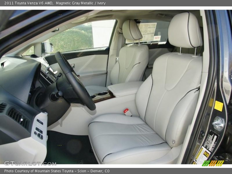  2011 Venza V6 AWD Ivory Interior