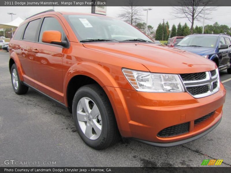 Front 3/4 View of 2011 Journey Mainstreet