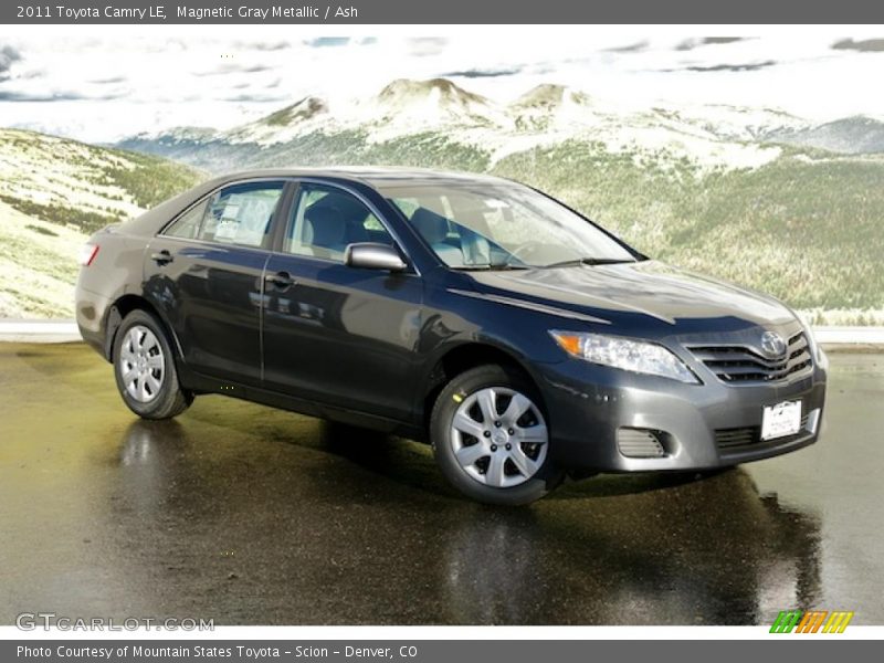 Front 3/4 View of 2011 Camry LE