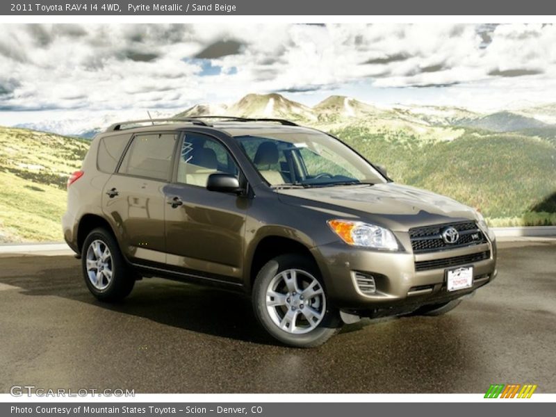 Front 3/4 View of 2011 RAV4 I4 4WD