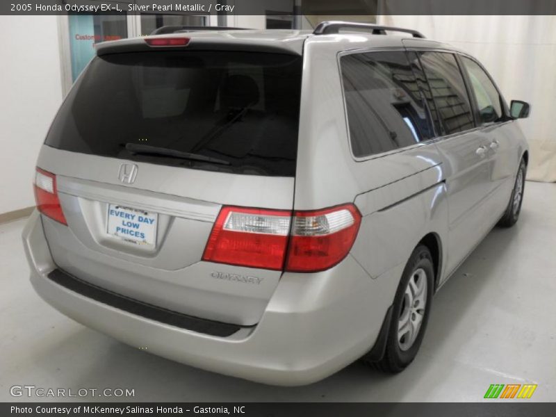 Silver Pearl Metallic / Gray 2005 Honda Odyssey EX-L