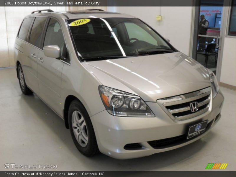Silver Pearl Metallic / Gray 2005 Honda Odyssey EX-L