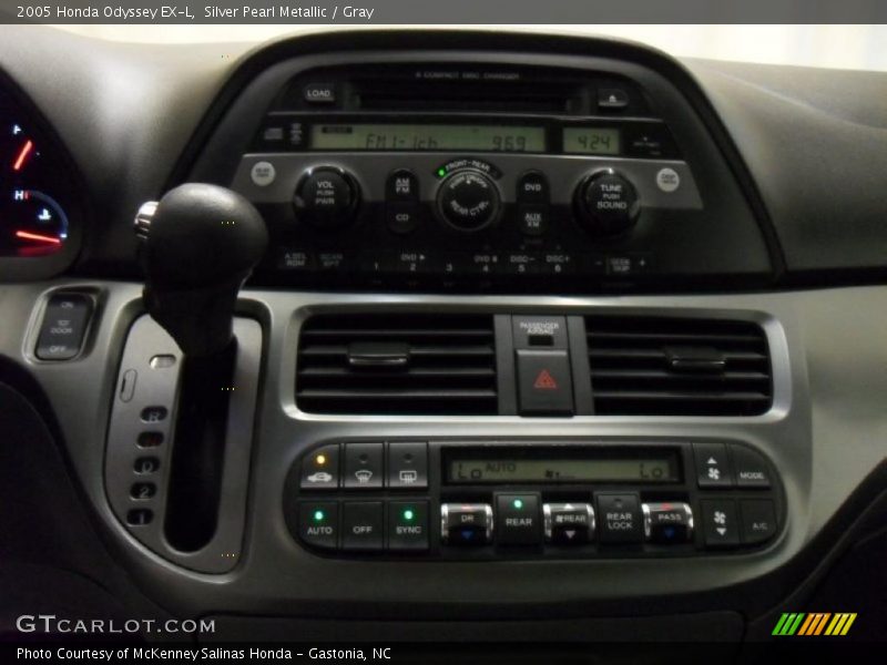 Silver Pearl Metallic / Gray 2005 Honda Odyssey EX-L