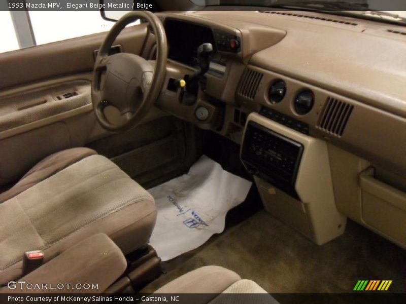 Dashboard of 1993 MPV 