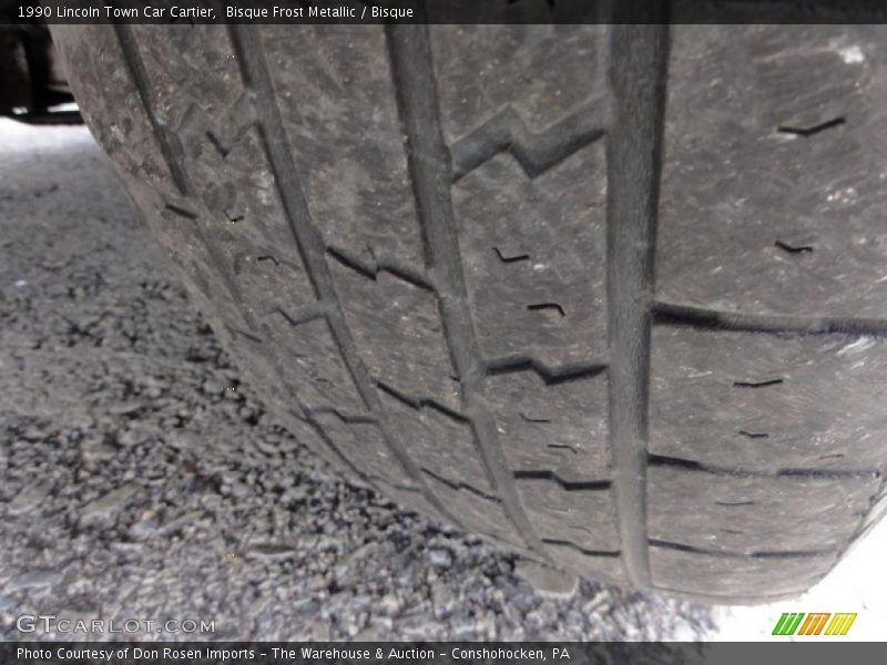 Bisque Frost Metallic / Bisque 1990 Lincoln Town Car Cartier