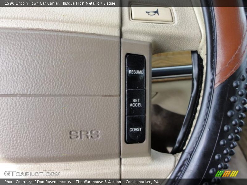 Bisque Frost Metallic / Bisque 1990 Lincoln Town Car Cartier