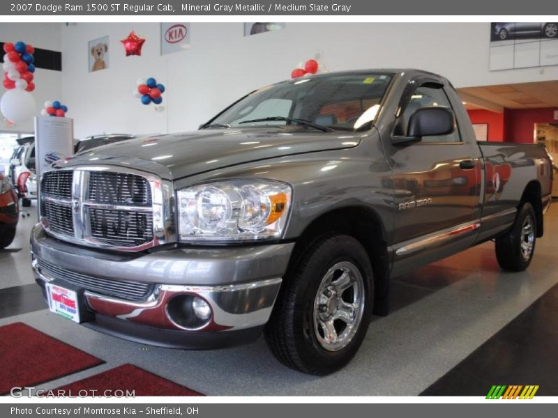 Mineral Gray Metallic / Medium Slate Gray 2007 Dodge Ram 1500 ST Regular Cab