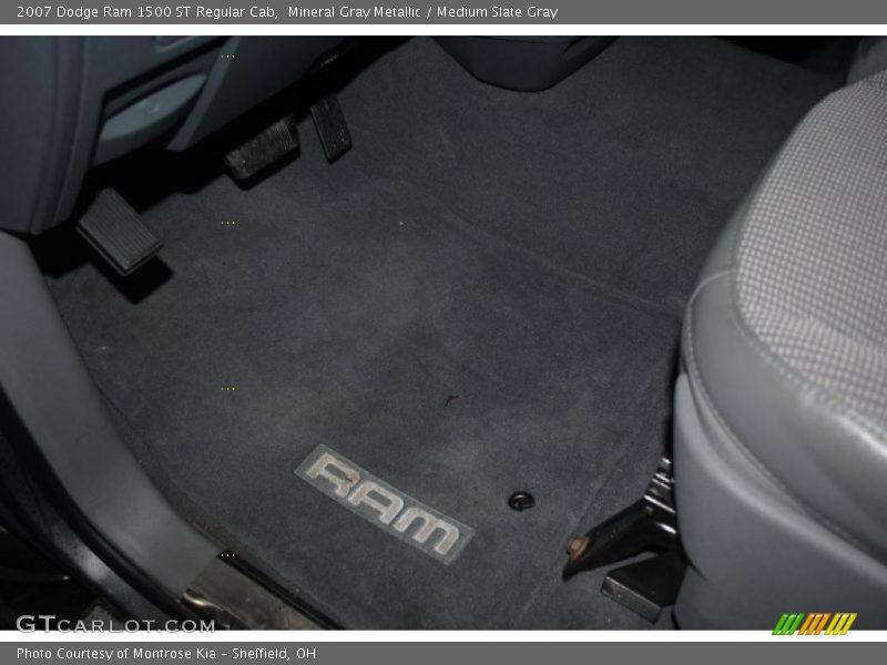 Mineral Gray Metallic / Medium Slate Gray 2007 Dodge Ram 1500 ST Regular Cab