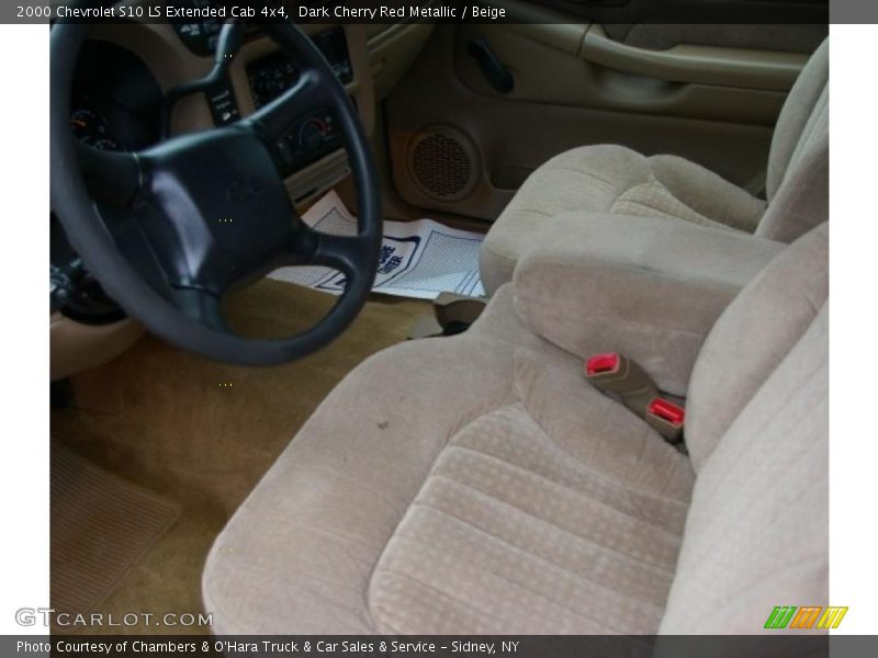  2000 S10 LS Extended Cab 4x4 Beige Interior