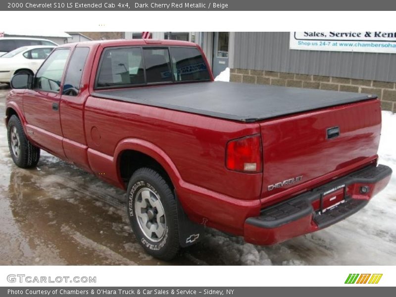 Dark Cherry Red Metallic / Beige 2000 Chevrolet S10 LS Extended Cab 4x4