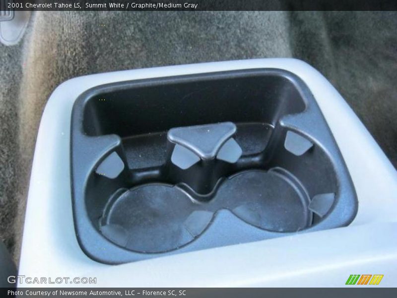 Summit White / Graphite/Medium Gray 2001 Chevrolet Tahoe LS