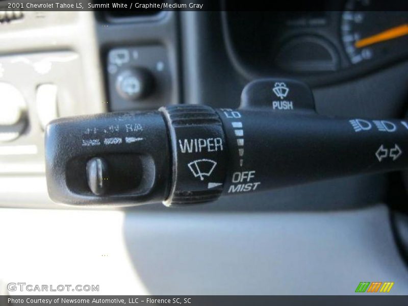 Summit White / Graphite/Medium Gray 2001 Chevrolet Tahoe LS