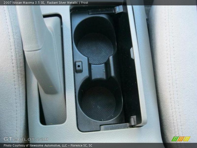 Radiant Silver Metallic / Frost 2007 Nissan Maxima 3.5 SE