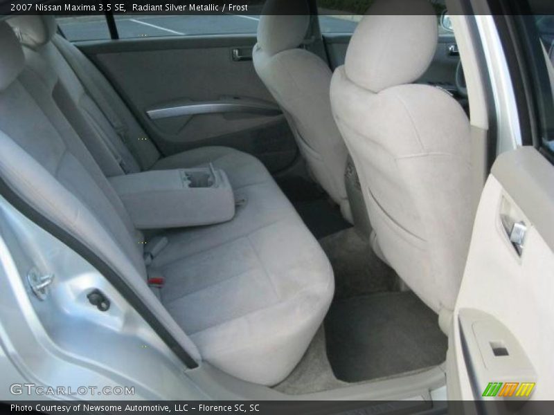 Radiant Silver Metallic / Frost 2007 Nissan Maxima 3.5 SE