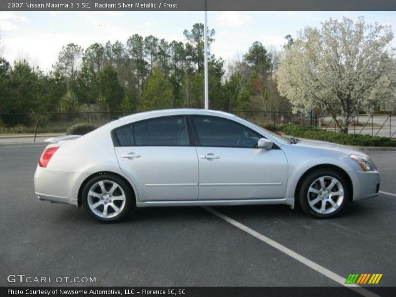 Radiant Silver Metallic / Frost 2007 Nissan Maxima 3.5 SE