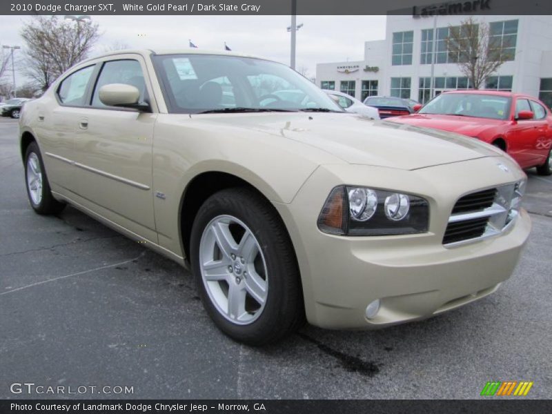 Front 3/4 View of 2010 Charger SXT